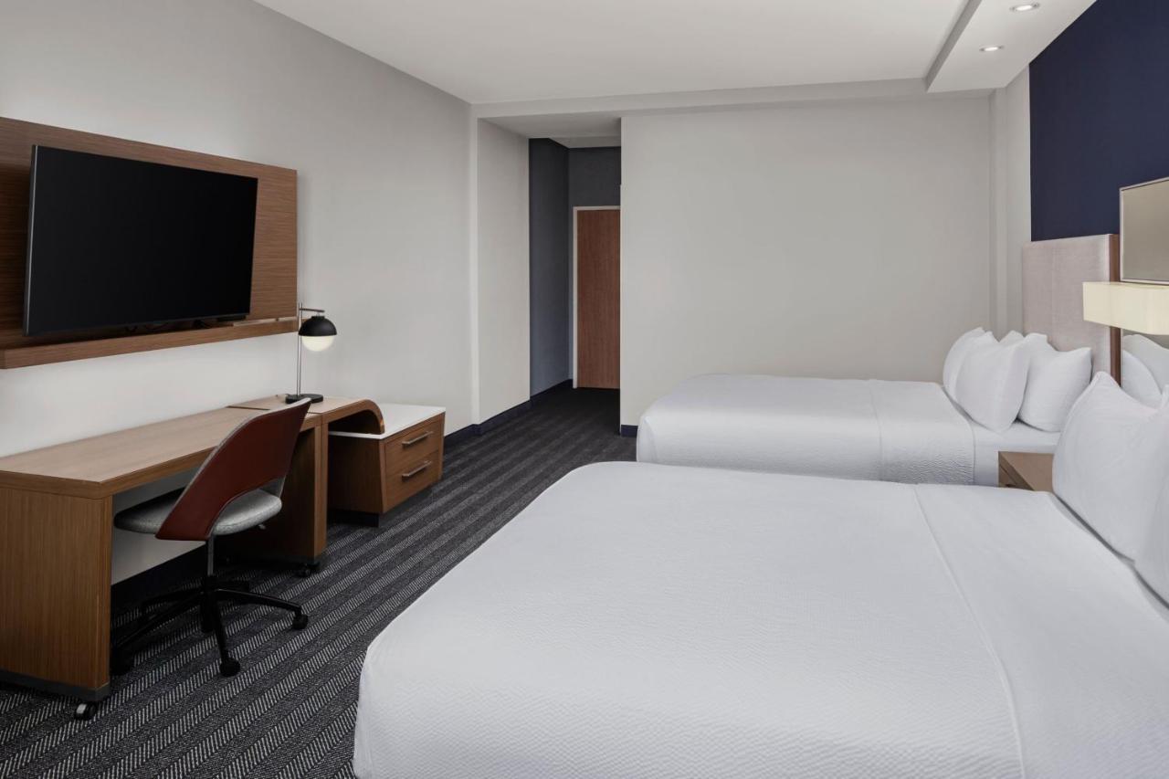 Courtyard By Marriott San Angelo Hotel Bagian luar foto