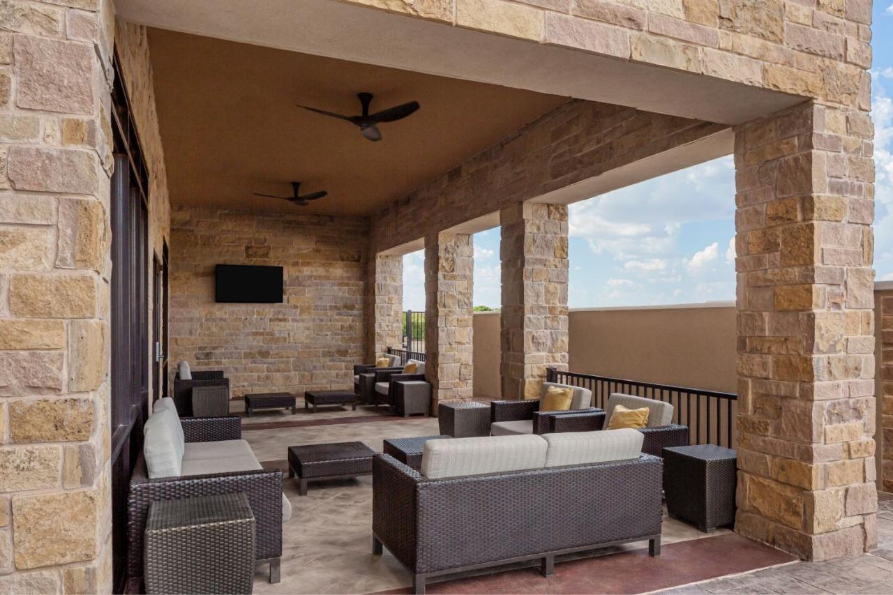 Courtyard By Marriott San Angelo Hotel Bagian luar foto
