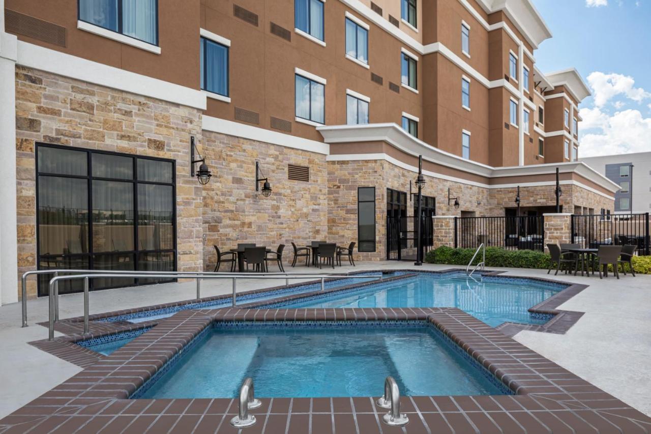 Courtyard By Marriott San Angelo Hotel Bagian luar foto