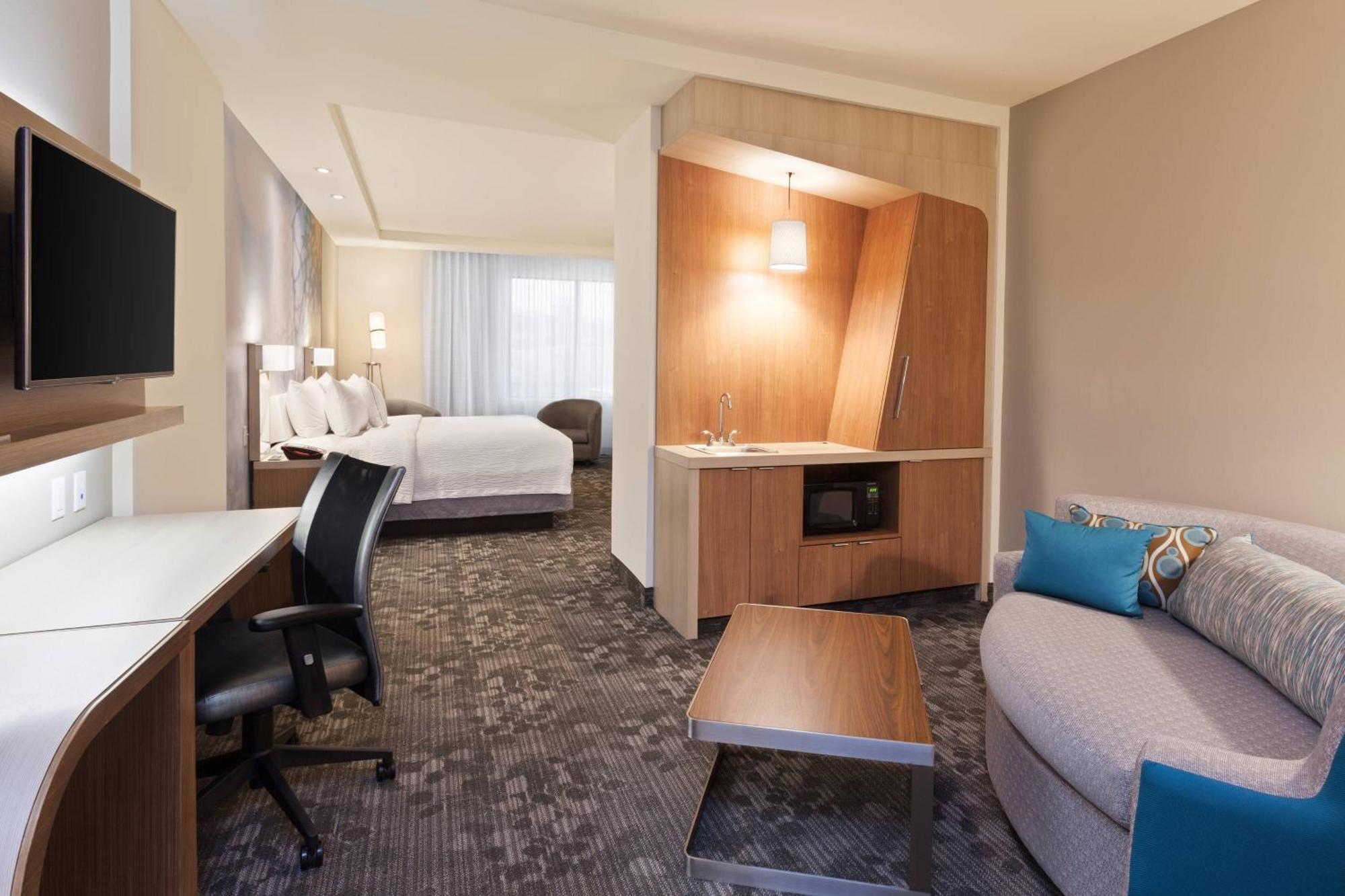 Courtyard By Marriott San Angelo Hotel Bagian luar foto